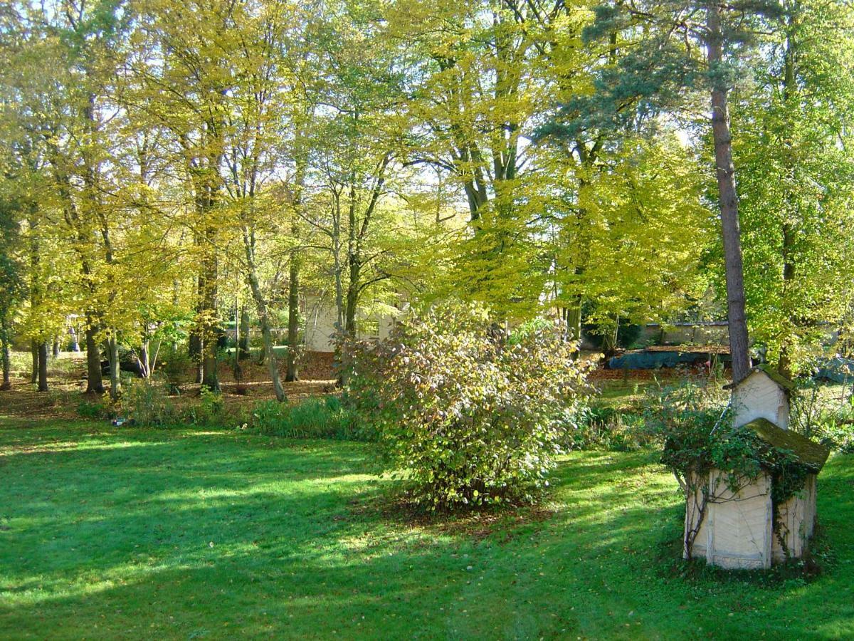 Domaine De Chantemerles Fontainebleau Exterior foto